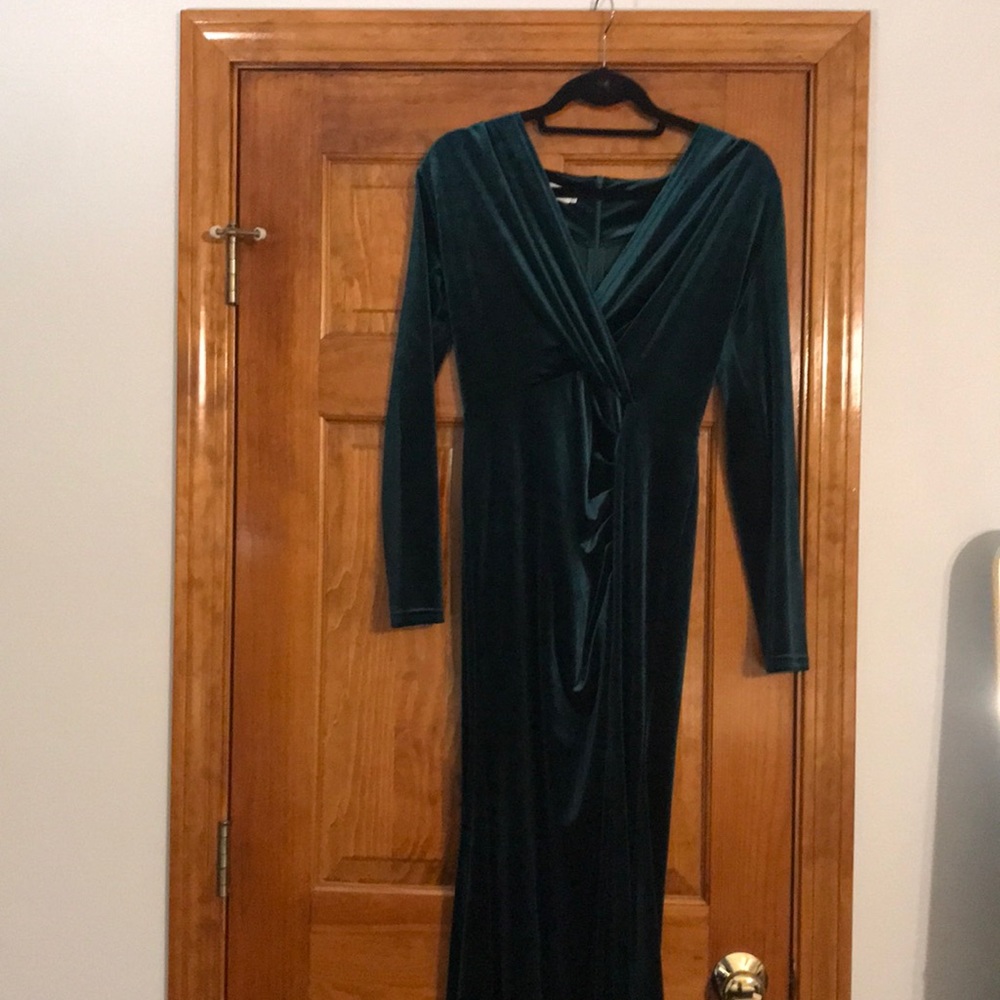 Women’s long sleeve wrap velvet dress. Emerald Green, formal cocktail dress